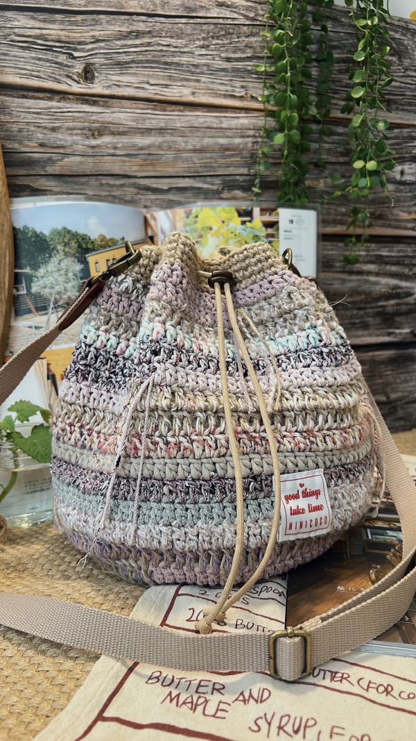 現貨 慵懶感流浪束口包 粉色系 