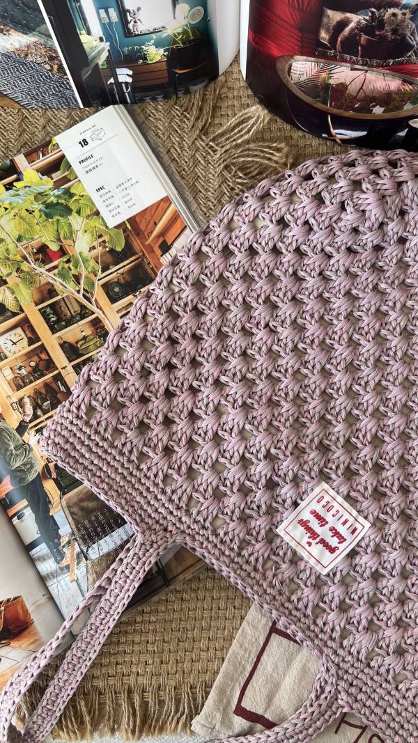 現貨 輕盈質感撞色棉紙包 三色 