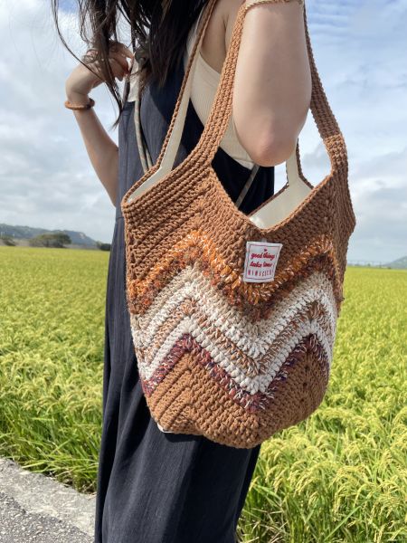 現貨 秋收大地色系氣球肩背包 