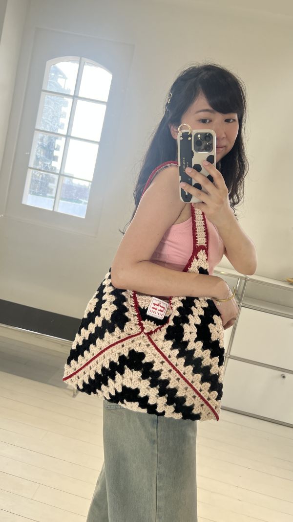 現貨 勇敢嘗試的櫻桃紅 經典祖母格拼接包 