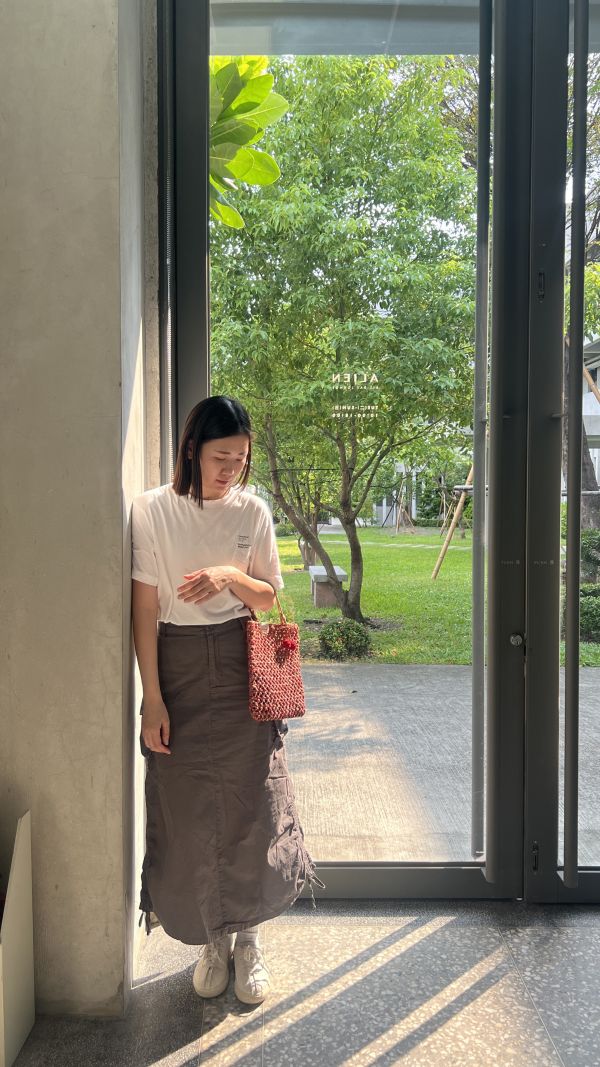 現貨 棉紙線簍空小手提 附吊飾 