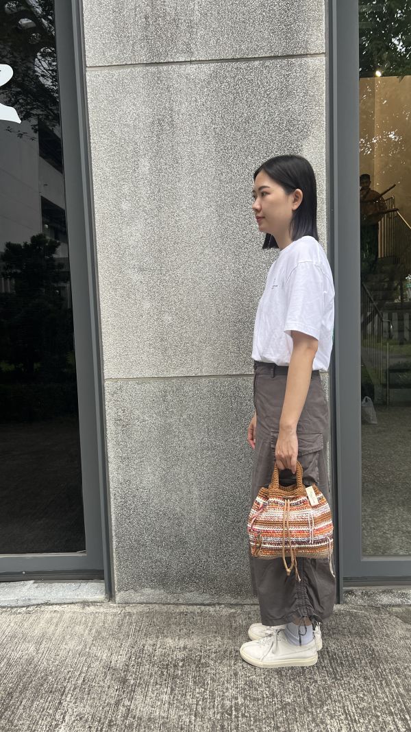 現貨 鉤織款流浪小手提 橙月 