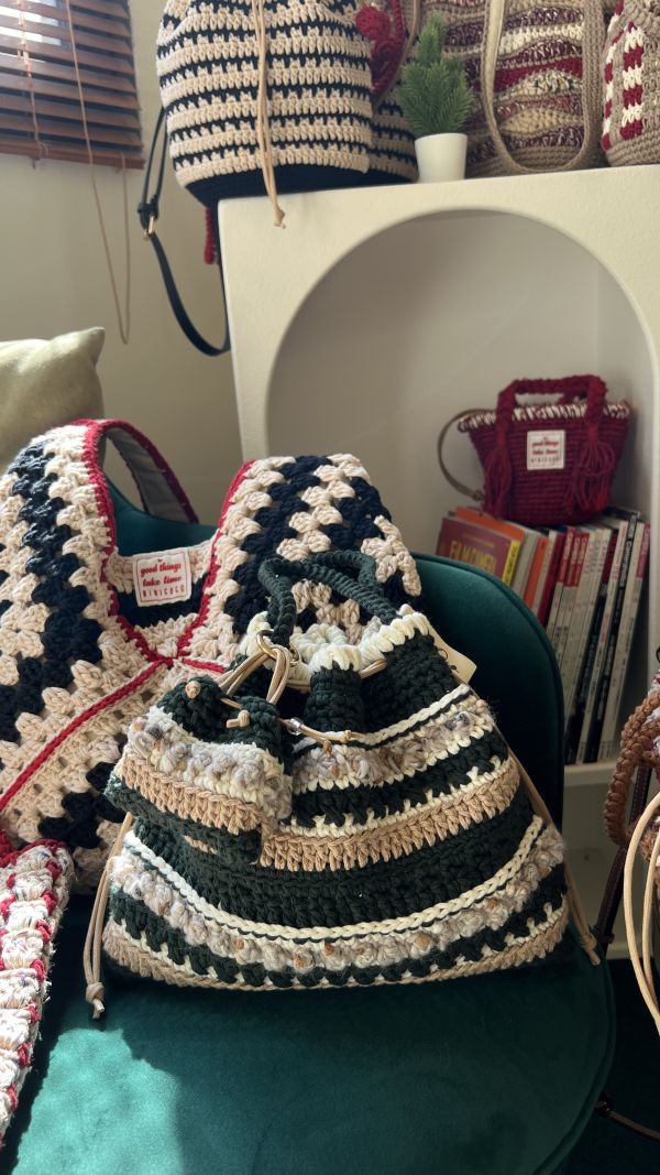 現貨 史萊哲林小手提 附吊飾小包 