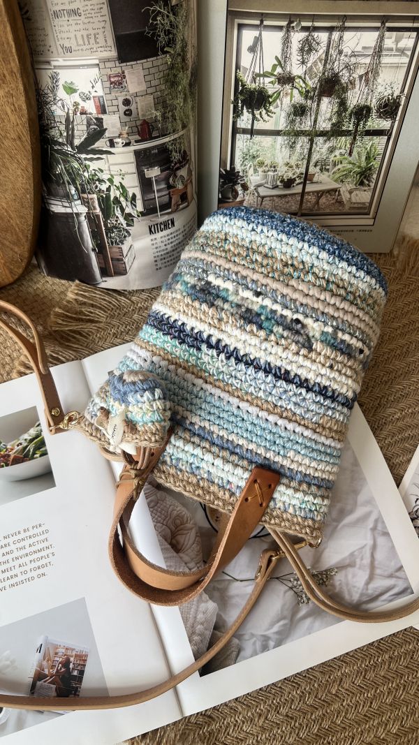 現貨 迷你流浪包加高款 冰川灰藍 