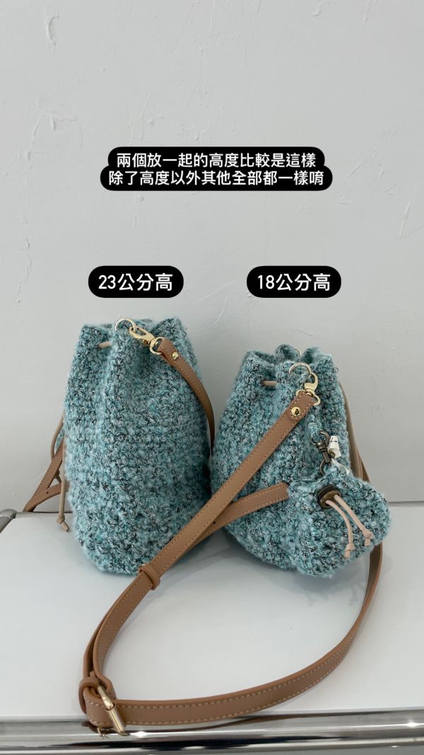 現貨 1+12冬版毛毛束口水桶包 湖水綠 