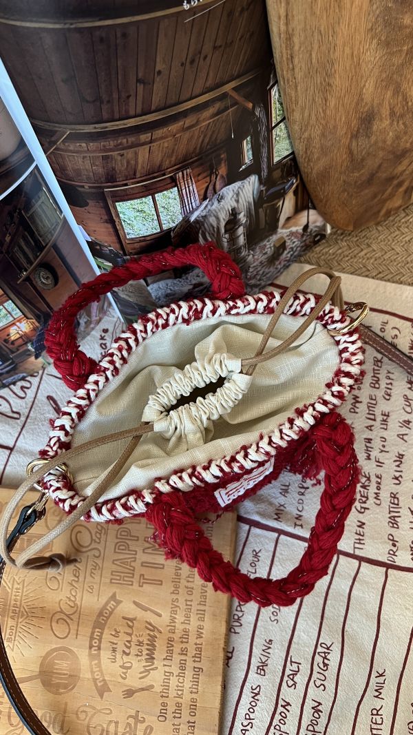 現貨 心臟爆擊小可愛 附真皮揹帶 