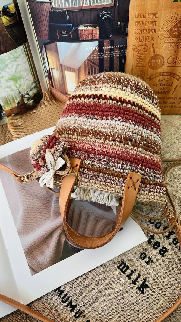 現貨 迷你流浪包加高款 大地楓紅 