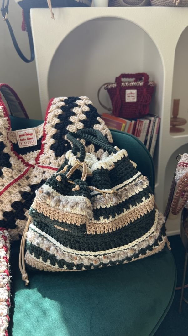 現貨 史萊哲林小手提 附吊飾小包 