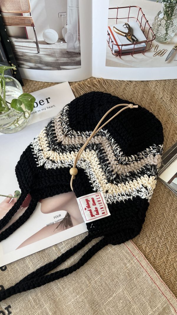 現貨 天天都需要的側背小包 