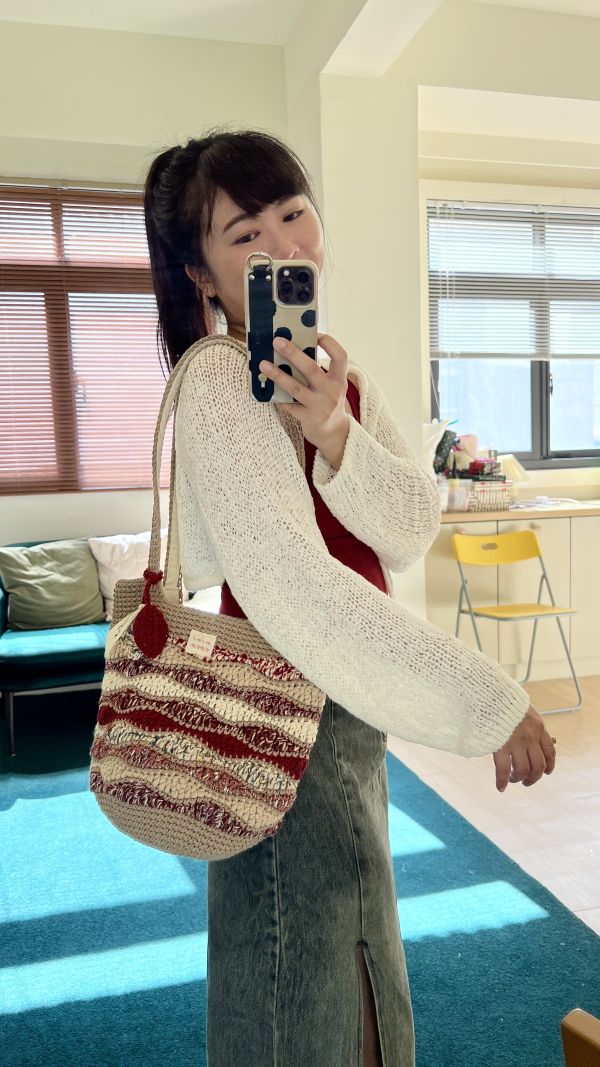 現貨 加大版秋浪包 歡樂紅 