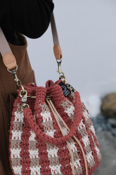 現貨 拐杖糖兩用包 楓紅 