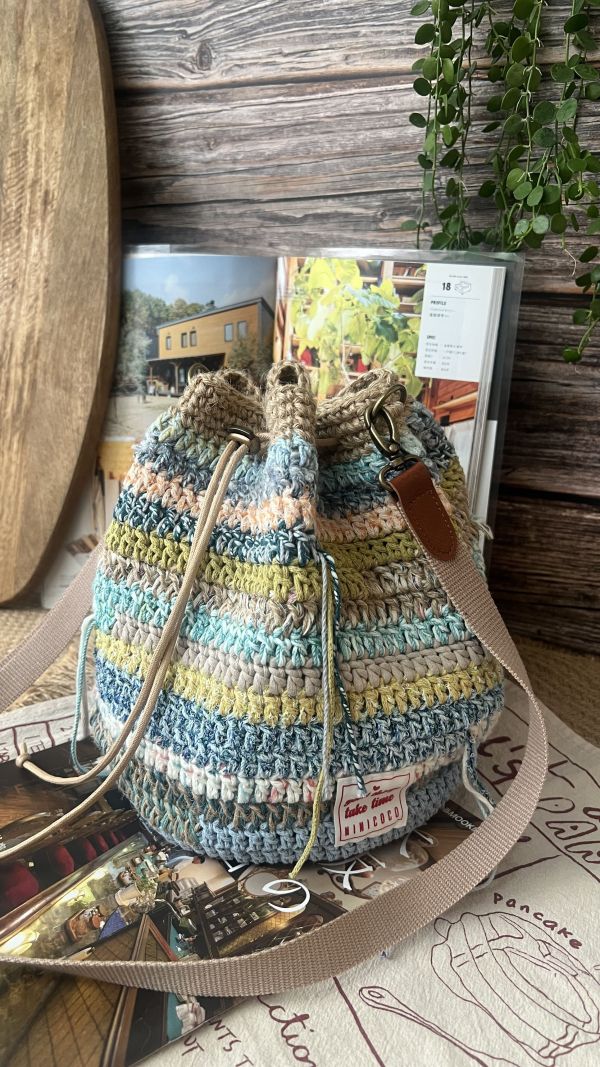 現貨 慵懶感流浪束口包 藍綠色系 