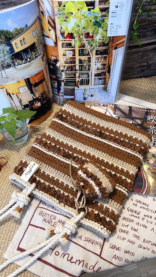 現貨 薑餅人肩背包 