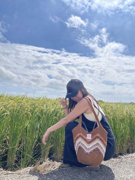 現貨 秋收大地色系氣球肩背包 