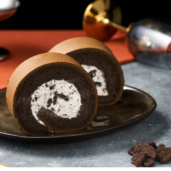 OREO生乳捲【已含宅配運費】 OREO巧克力生乳捲,濃郁OREO風味,綿密滑順,生乳內餡滑順不膩,彌月禮盒,生乳捲推薦,生乳捲下午茶,手工生乳捲,下午茶甜點推薦,送禮甜點首選,網購蛋糕推薦,冷藏甜點推薦, 夏日清爽甜點,高質感甜點推薦,禮盒級蛋糕,彌月禮盒,生乳捲推薦