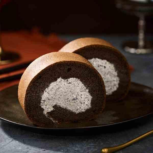 黑芝麻生乳捲【已含宅配運費】 黑芝麻醬, 冰淇淋口感, 新鮮黑芝麻, 健康, 芝麻奶香, 無糖, 蛋糕, 黑巧克力