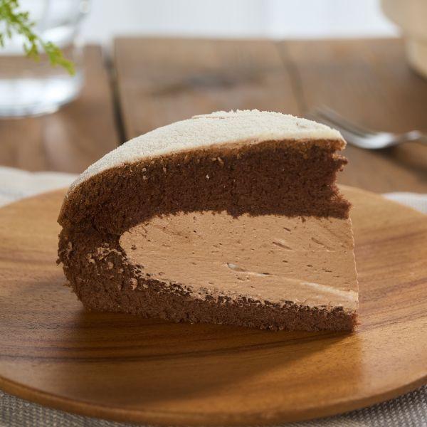 8吋巧克力波士頓派【已含宅配運費】 巧克力波士頓派, 8吋巧克力蛋糕, 彌月蛋糕首選, 日本戚風蛋糕製作, 鮮奶油內餡, 濃郁巧克力口感