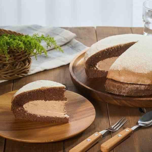 8吋巧克力波士頓派【已含宅配運費】 巧克力波士頓派, 8吋巧克力蛋糕, 彌月蛋糕首選, 日本戚風蛋糕製作, 鮮奶油內餡, 濃郁巧克力口感