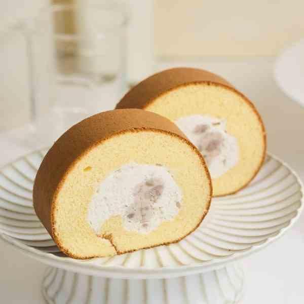 鮮芋頭生乳捲【已含宅配運費】 鮮芋頭生乳捲, 大甲芋頭, 法國鮮奶油, 減糖蛋糕體, 芋頭塊, 芋泥, 濃郁芋香