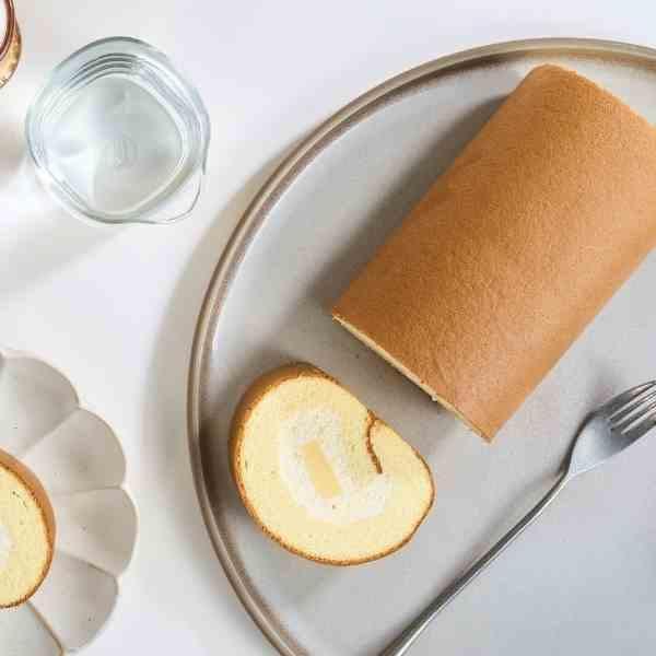 卡士達布丁生乳捲【已含宅配運費】 卡士達布丁,生乳捲,布丁捲,小朋友最愛,濃郁牛奶卡士達,Q彈布丁,減糖蛋糕體,法國鮮奶油,甜點