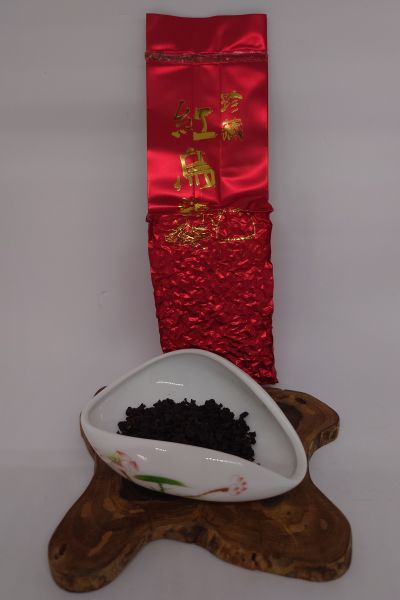 小葉紅烏龍 小葉紅烏龍、小葉種、紅烏龍、茶、茶香、香氣、重發酵、桂花森林