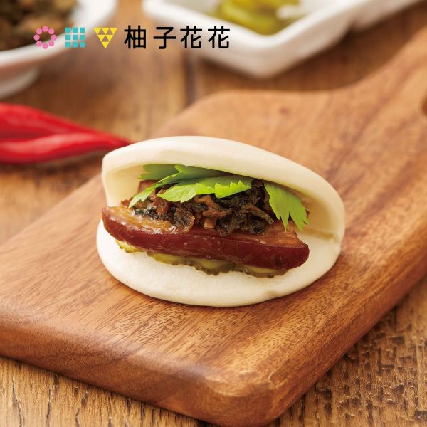 梅干扣肉包組 冷凍食品,柚子花花,客家,美食,電鍋料理,方便料理,輕鬆上桌,冷凍商品,露營,消夜,聚餐,冰箱必備,輕鬆變大廚,客家美味,刈包,梅干扣肉包