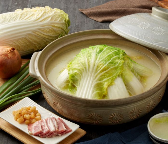 翠玉白菜燉雞湯 