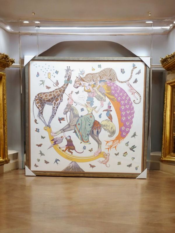 〔四十年畫廊專業絲巾裝框獨家技術〕hermes愛馬仕絲巾lv、Chanel香奈兒、dior無損絲巾框絲巾裱框日後可拆下使用替換 絲巾,絲巾框,絲巾裝框,絲巾裱框,愛馬仕,hermes裝框, hermes裱框
