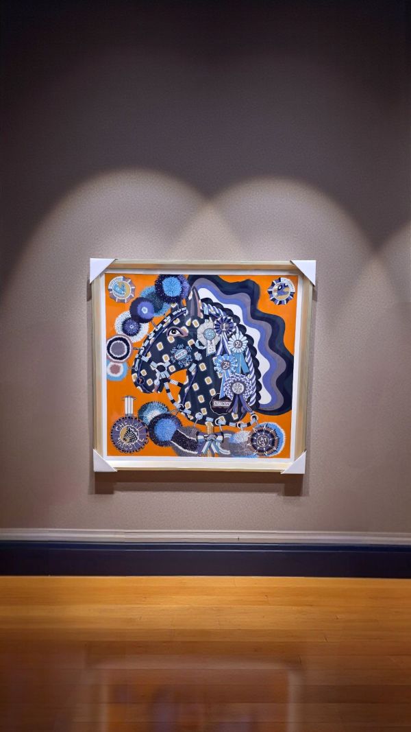 〘四十年新麗畫廊專業無損絲巾裝框〙全台最多絲巾裱框成品實拍好評分享/Hermès愛馬仕絲巾LV、Chanel、dior全台收件宅配寄回 hermes,絲巾,絲巾框,絲巾裝框,絲巾裱框, hermes絲巾框,愛馬仕絲巾裱框價格,絲巾裱框台北,絲巾桃園,絲巾框愛馬仕