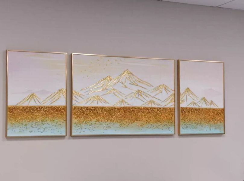 三拼手繪油畫金箔靠山裝飾畫沙發牆設計師推薦買畫首選 三拼手繪油畫金箔靠山裝飾畫沙發牆設計師推薦買畫首選