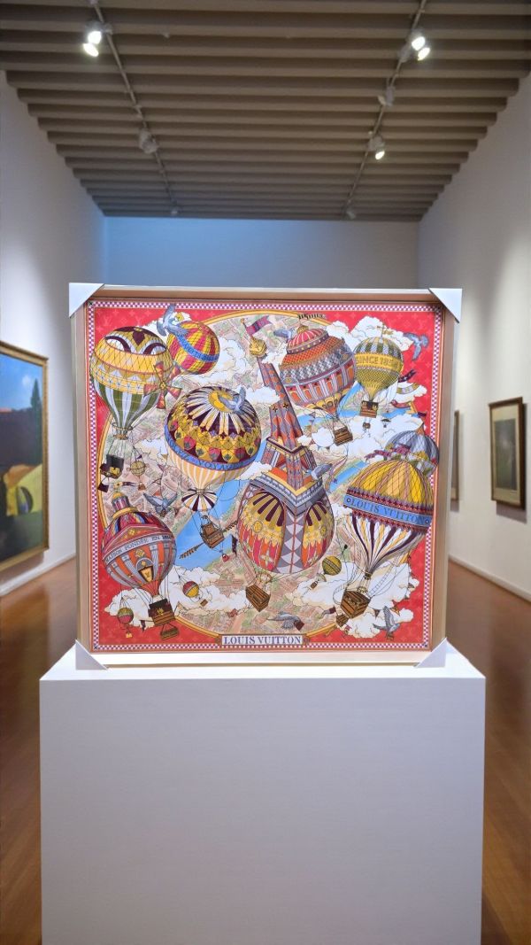 全台最多絲巾裱框成品實拍好評分享〘四十年新麗畫廊專業無損絲巾裝框〙/Hermès愛馬仕絲巾LV、Chanel、dior全台收件宅配寄回 hermes,絲巾,絲巾框,絲巾裝框,絲巾裱框, hermes絲巾框,愛馬仕絲巾裱框價格,絲巾裱框台北,絲巾桃園,絲巾框愛馬仕