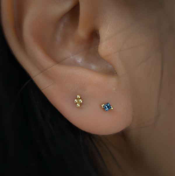 BD-倫敦藍方鑽 40en歐美耳飾,歐美耳環,14K耳環,不過敏耳環,歐美風格,14k純金,輕奢耳飾,鈦金屬,鈦合金