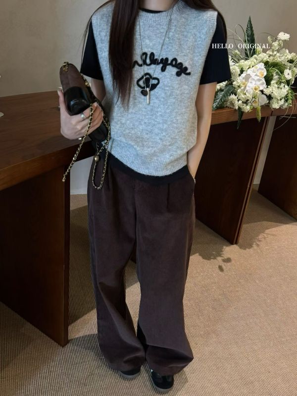 【刺繡針織背心】 