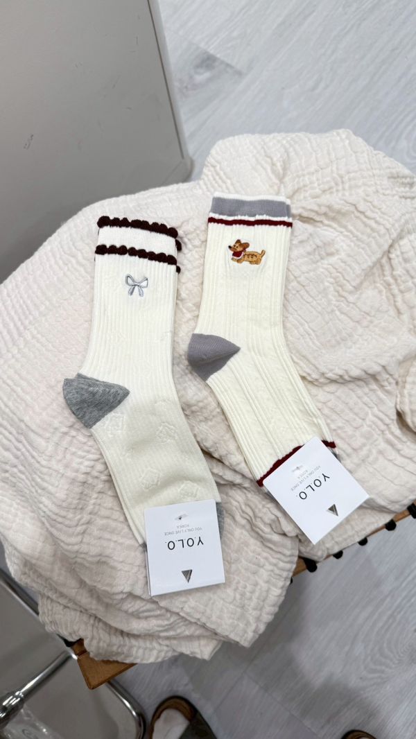 立體蝴蝶結波浪襪 