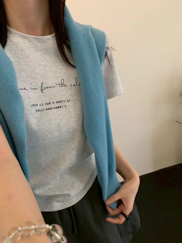 【英文草寫短袖棉T】 