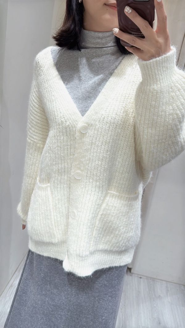 柔霧系蓬鬆開襟針織罩衫 