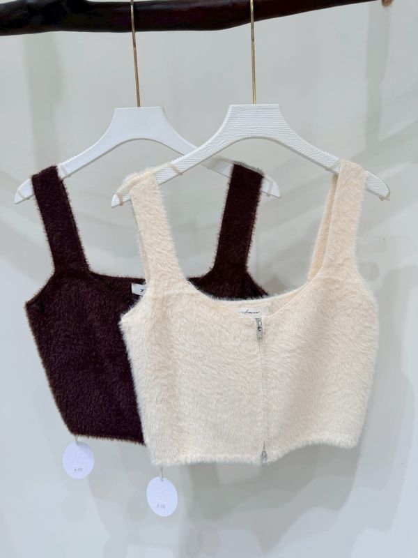 毛毛短版拉鍊背心 