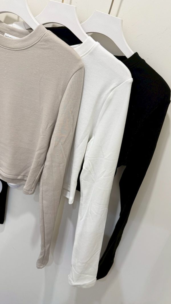 超級顯瘦短版磨毛上衣 