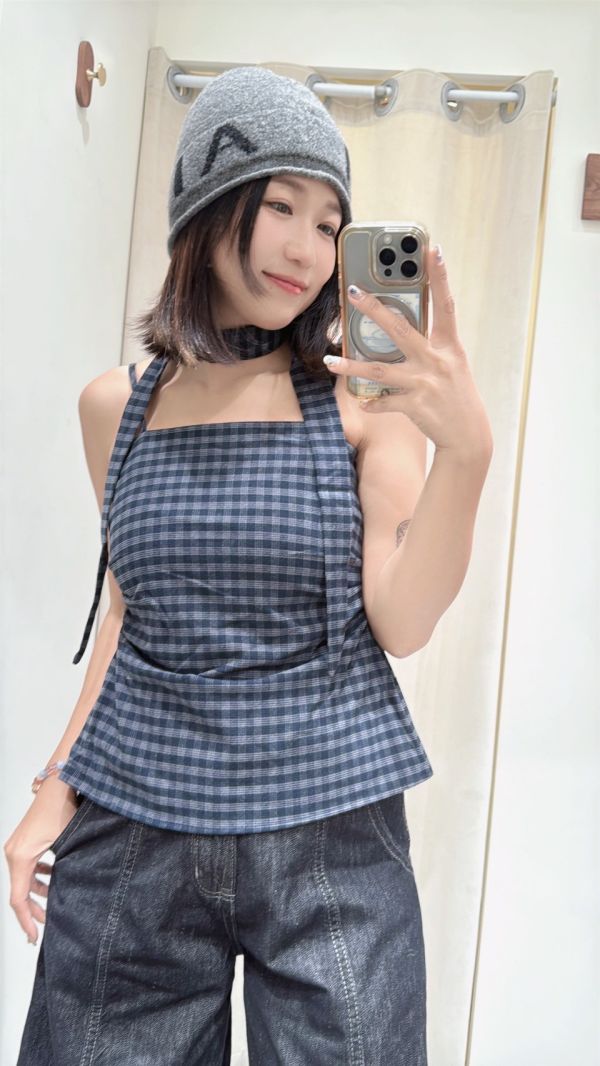 顯瘦格子吊帶上衣 