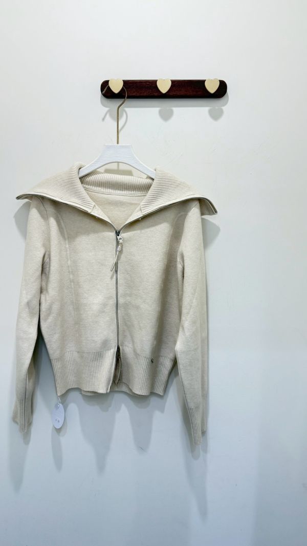 軟糯大翻領針織衫 