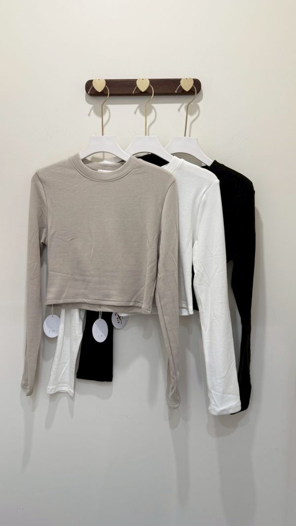 超級顯瘦短版磨毛上衣 