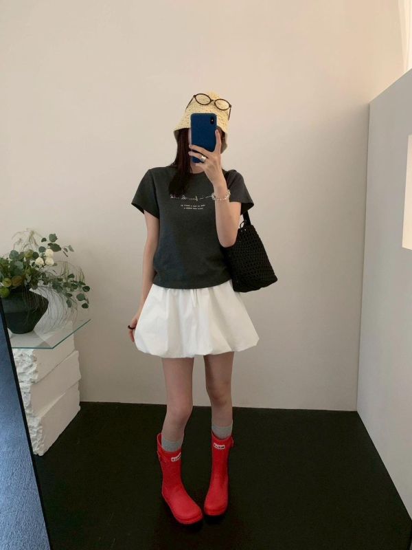 【英文草寫短袖棉T】 