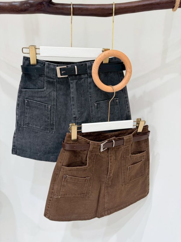 雙口袋皮帶短裙 