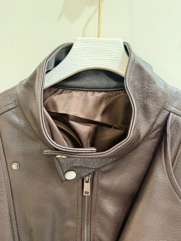 帥氣十足皮革外套 