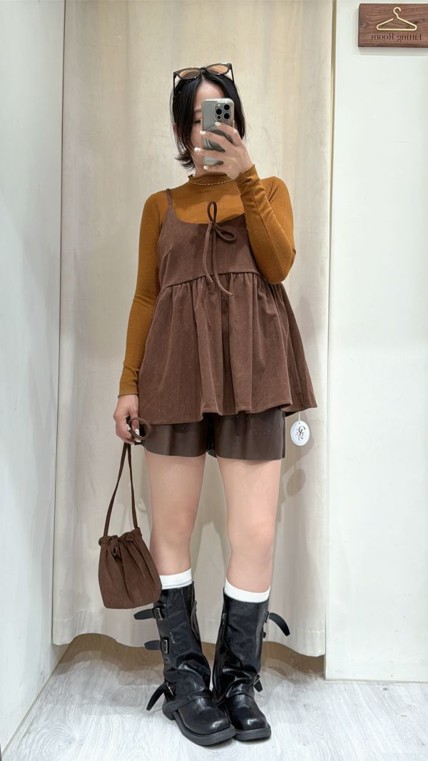 【小立領針織衫+燈芯絨背心裙套裝-附小包】 