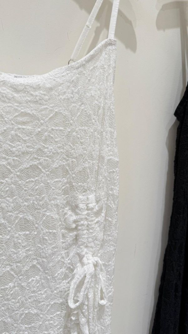 【蕾絲開衩吊帶罩衫】 