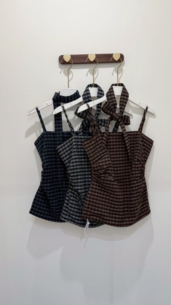 顯瘦格子吊帶上衣 