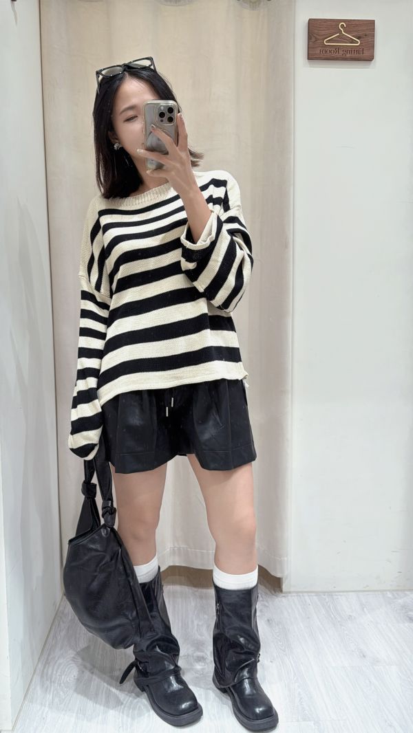 【針織條紋上衣】 