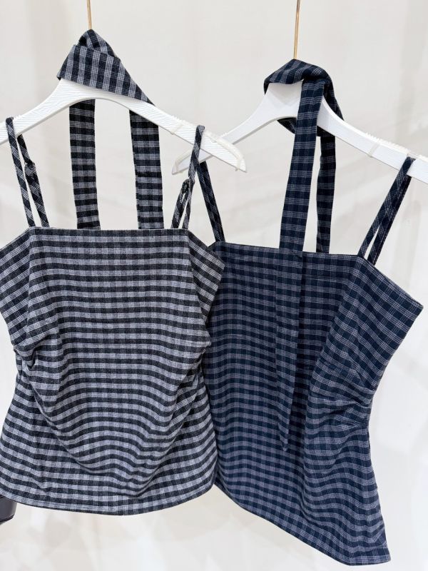 顯瘦格子吊帶上衣 