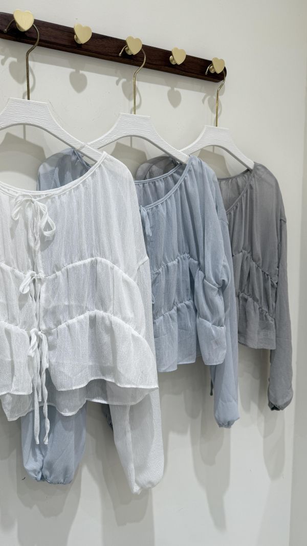 【肌理綁帶皺皺上衣】 